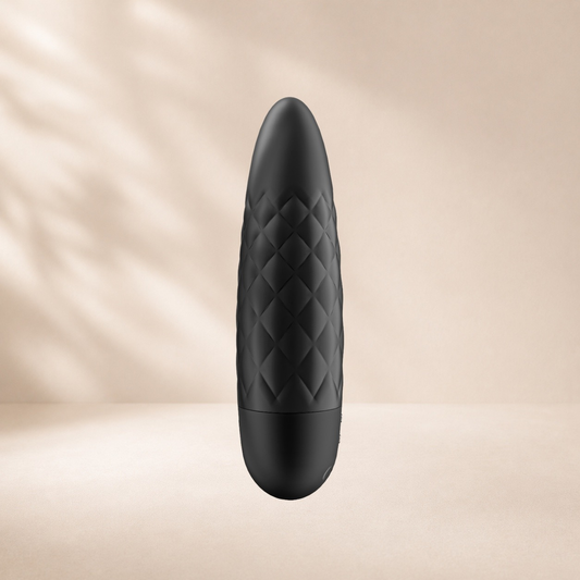 Satisfyer Ultra Power Bullet 5 - Black — Broad buzzy, rounded voluminous tip, quilted grip surface