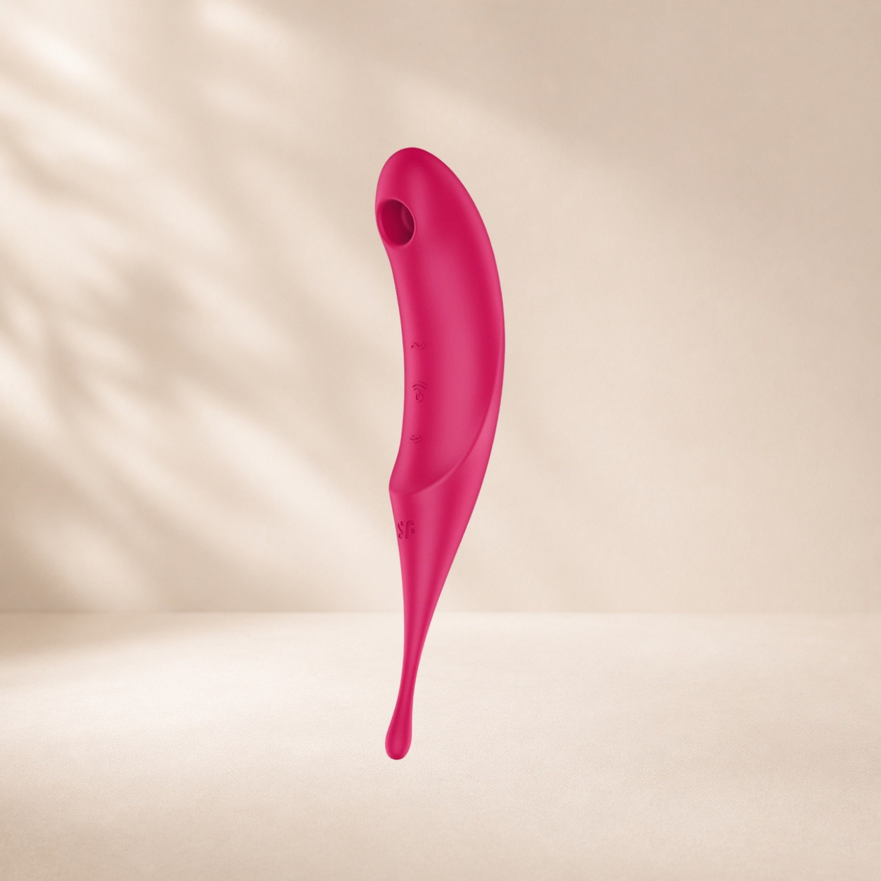 Satisfyer Twirling Pro - Red, clitoral stimulator (photo 3)