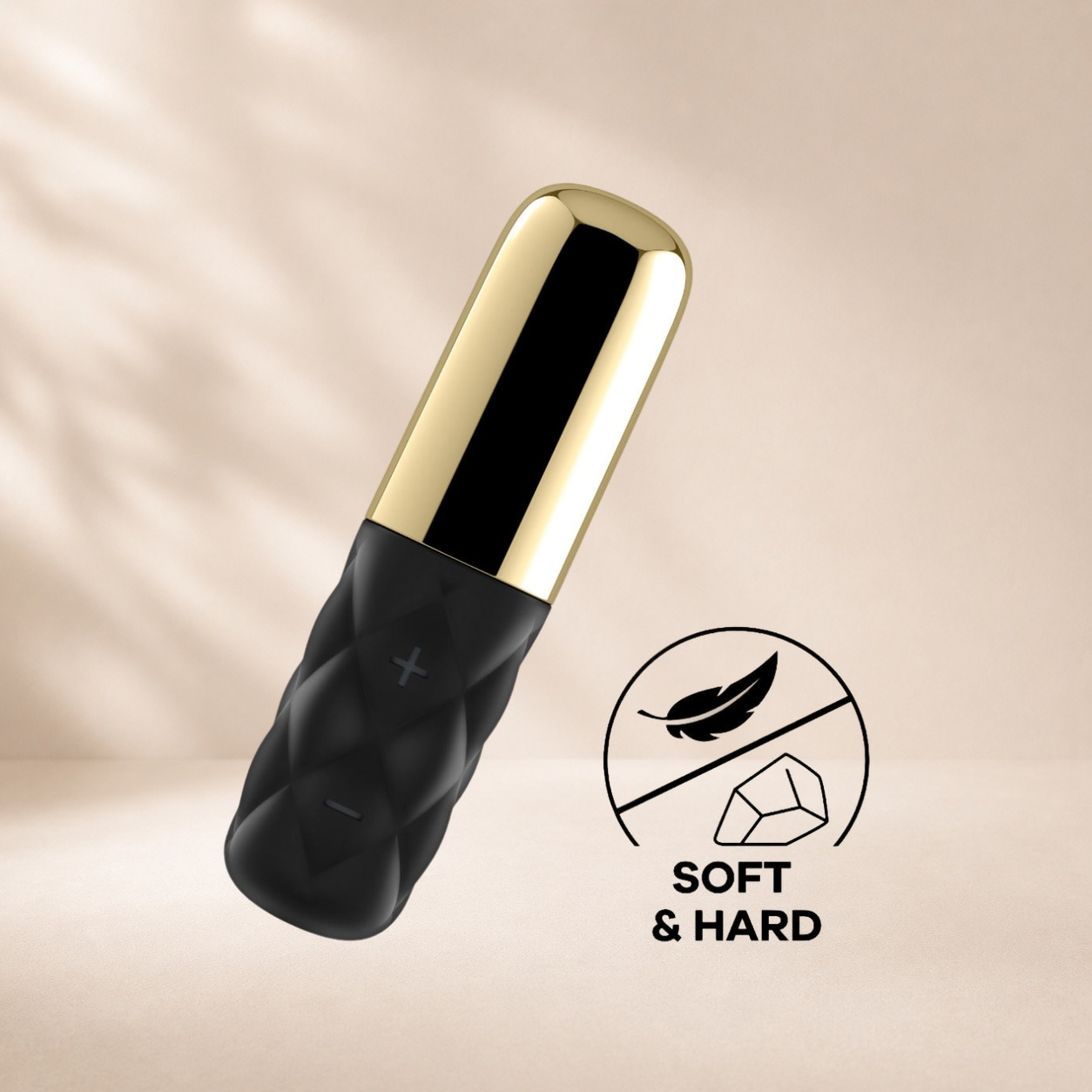 Satisfyer Sparkling Darling - Gold — Broad buzzy, straight shaft, rounded tip