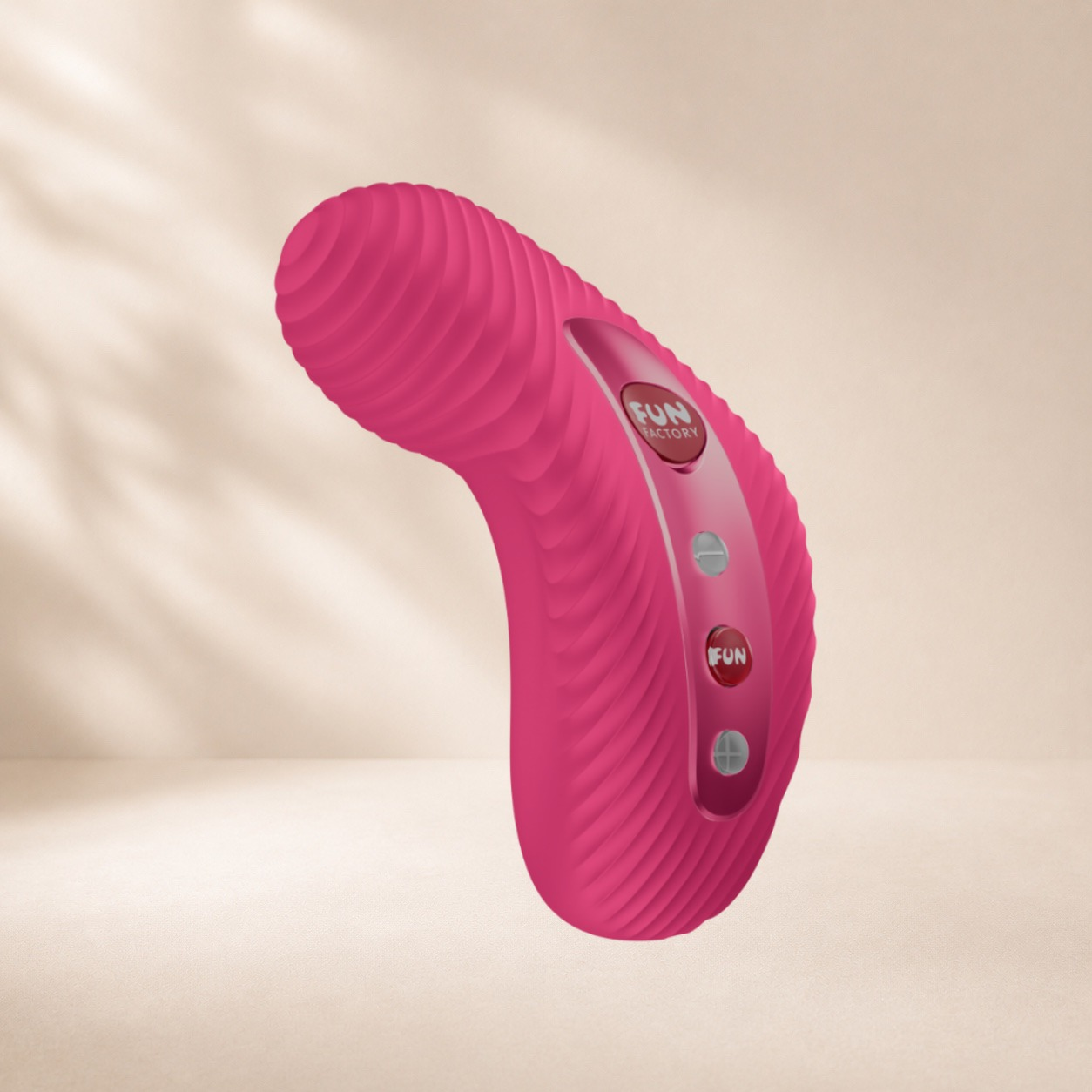 Fun Factory Laya III - Raspberry, lay-on vibrator (photo 3)