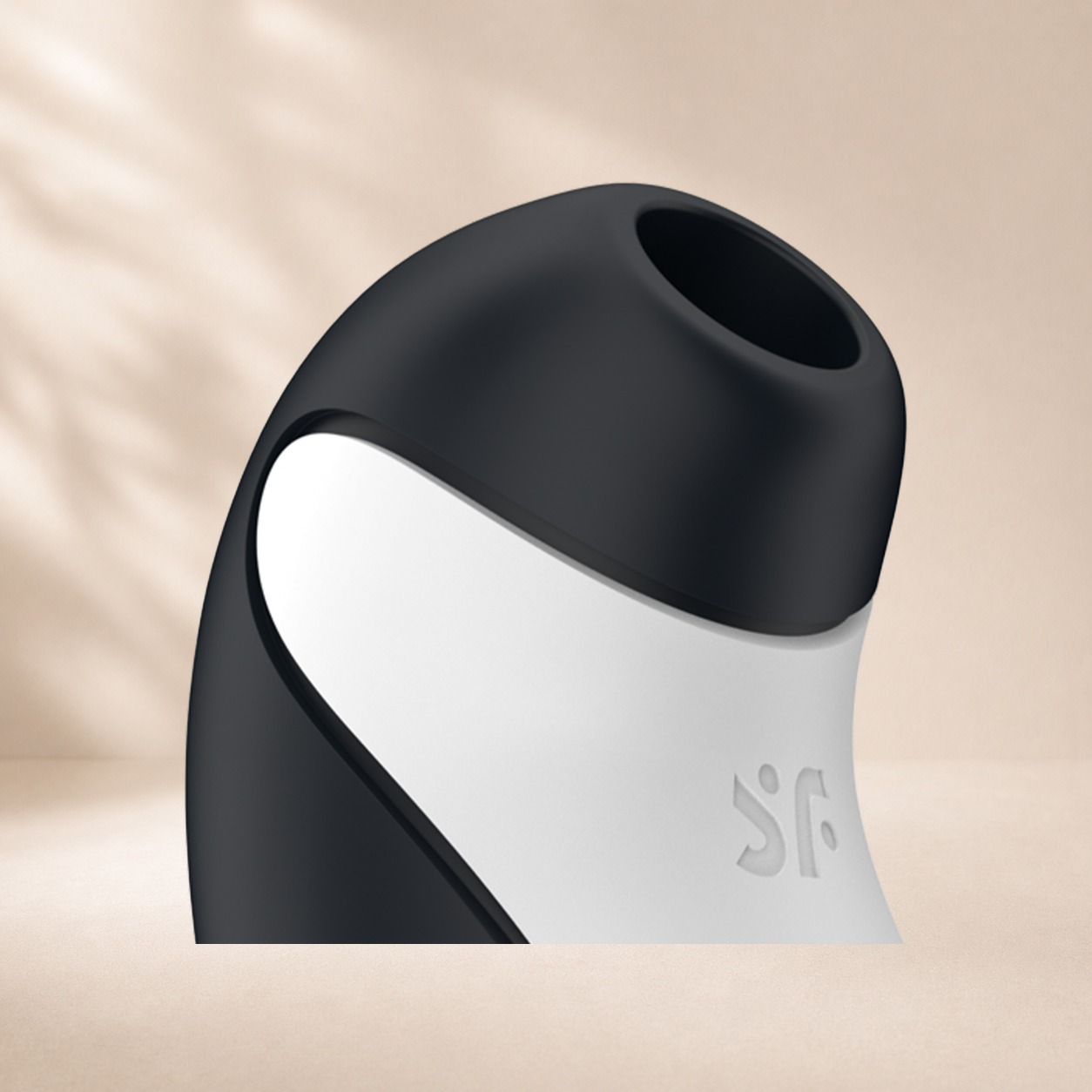 Satisfyer Orca — Pressure wave + vibration, two independently controlled motors