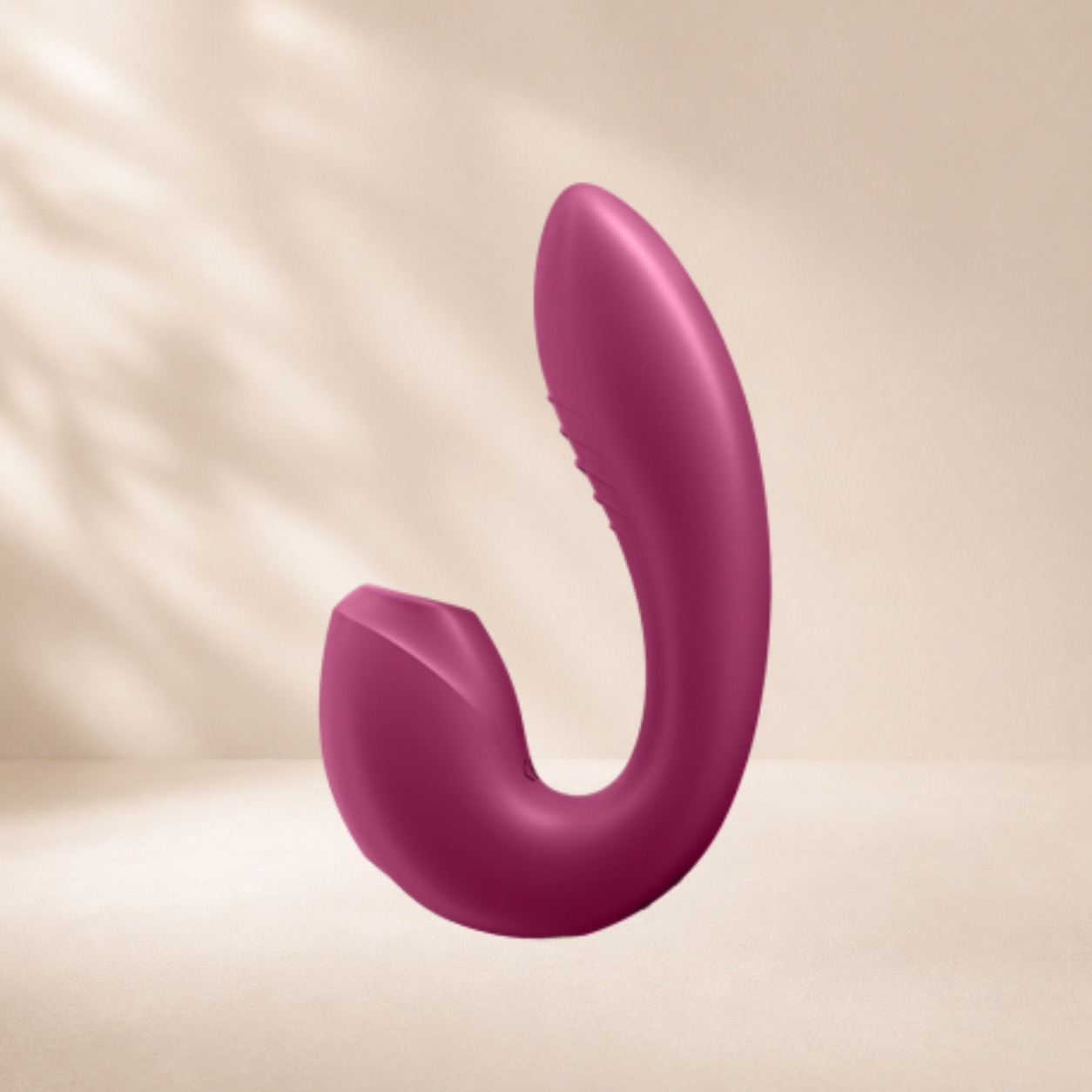Satisfyer Sunray - Connect App - Berry — Pressure wave (external) + ribbed internal shaft, flexible joint
