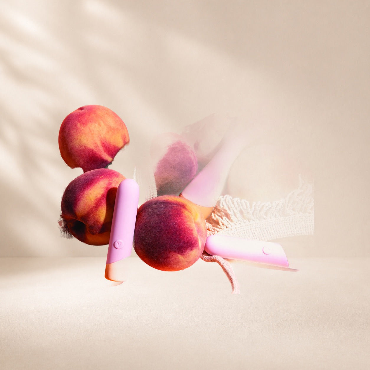 Vush Peachy G-Spot Massager — Ergonomic curved shaft, targets the G-spot